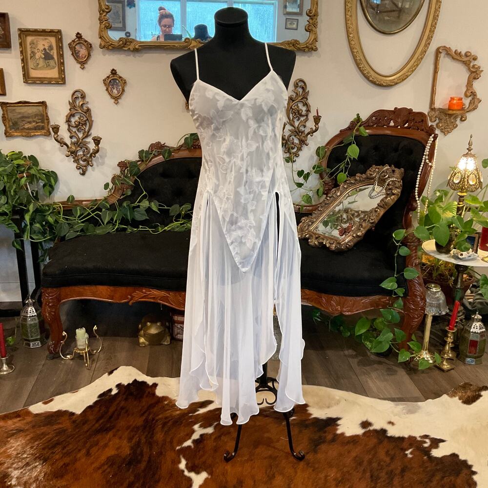 Vintage Fantasies Bridal Lace Slip Dress lingerie floral Size S White